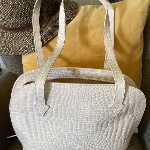 PERFECT BAG Co. Crocodile Embossed  Italian Leather Tote - Picture 5 of 13